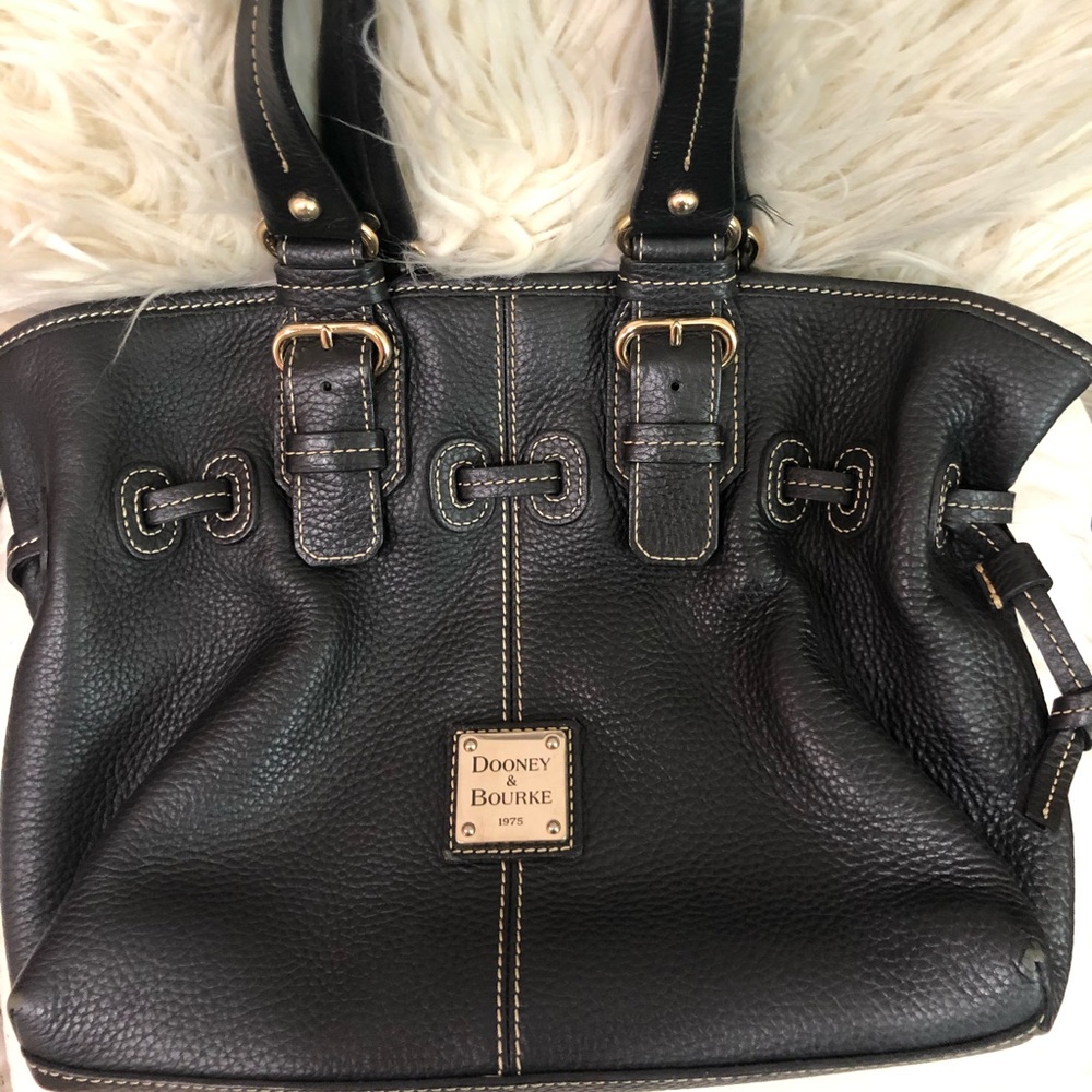 Dooney and Bourke hand bag